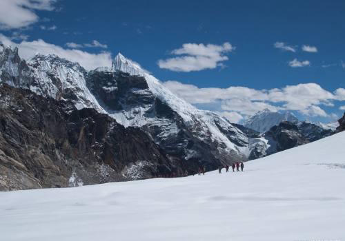 Cho La Pass Trek