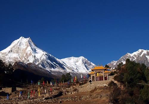 Manaslu Circuit trek